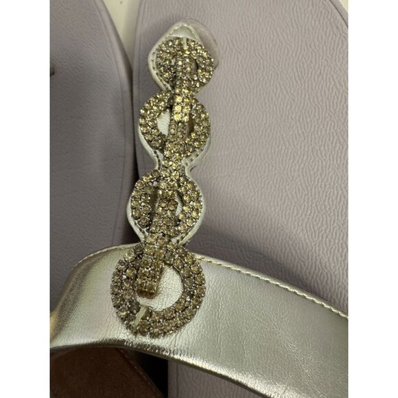 FitFlop Gold Toe Post Slides With Beaded Strap - Picture 9 of 9